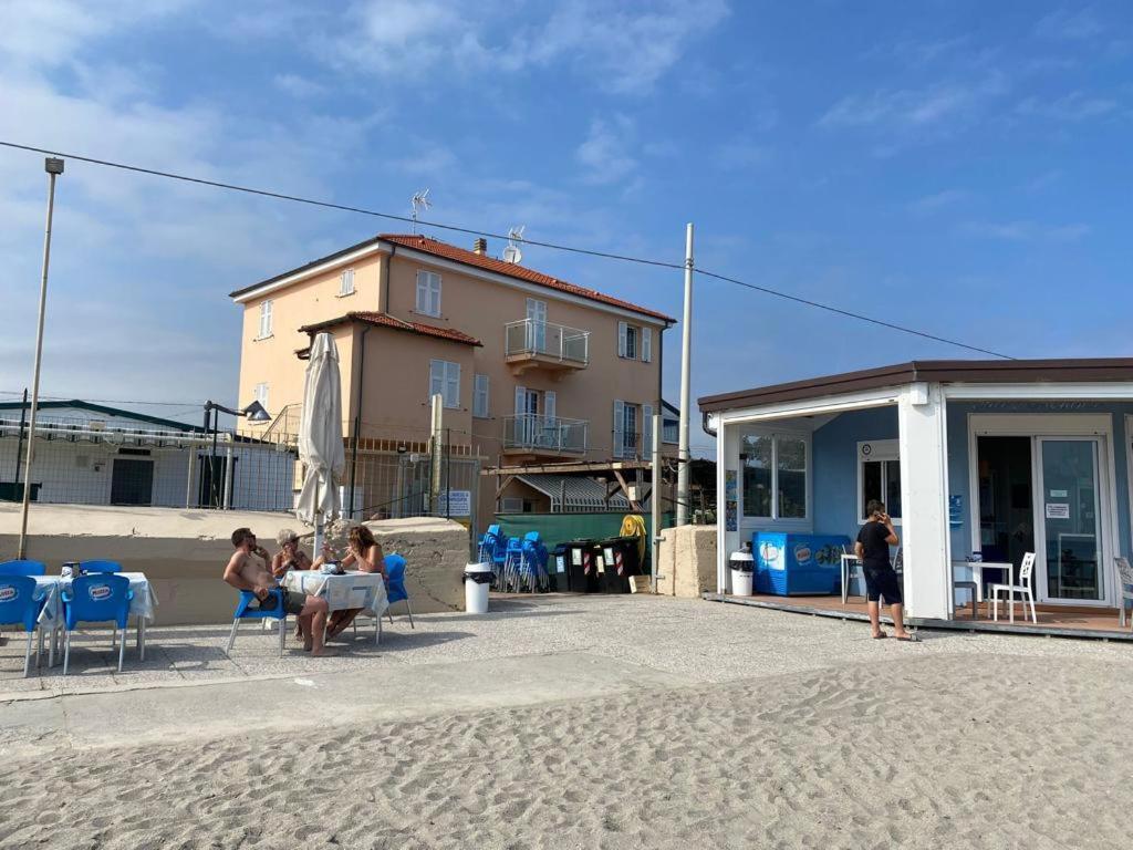 Residence Riviera Albenga Esterno foto