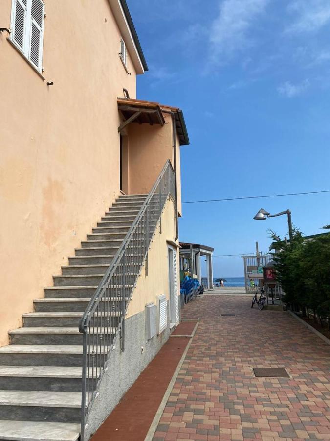 Residence Riviera Albenga Esterno foto