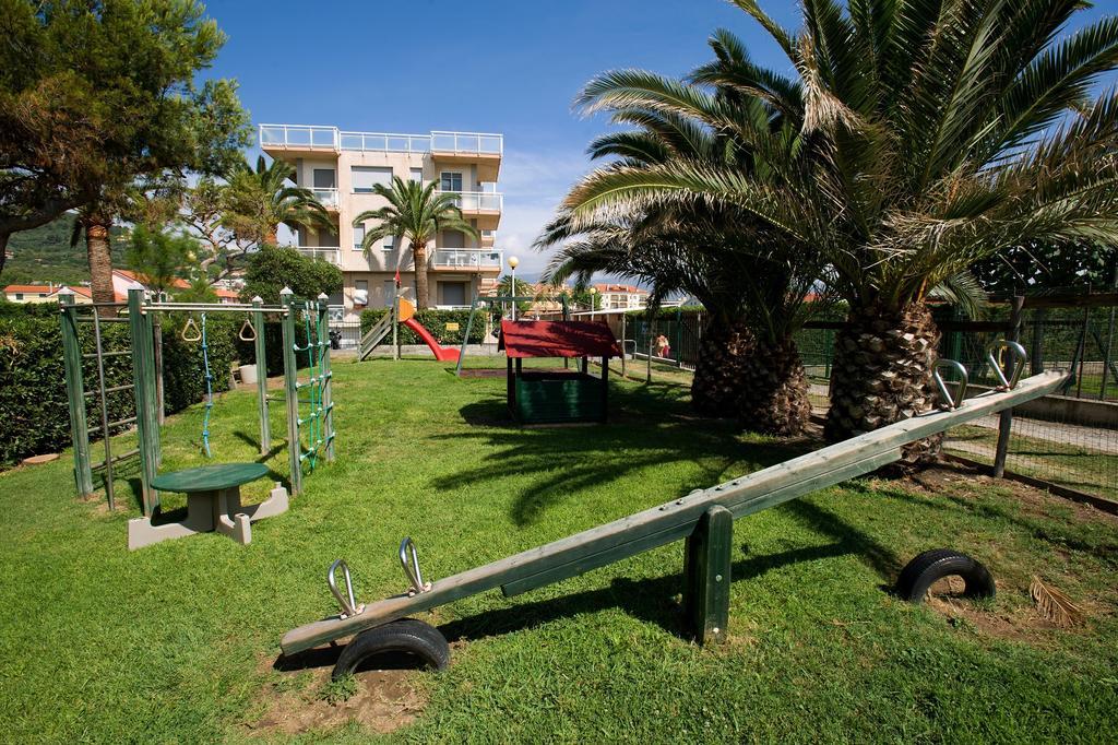 Residence Riviera Albenga Esterno foto