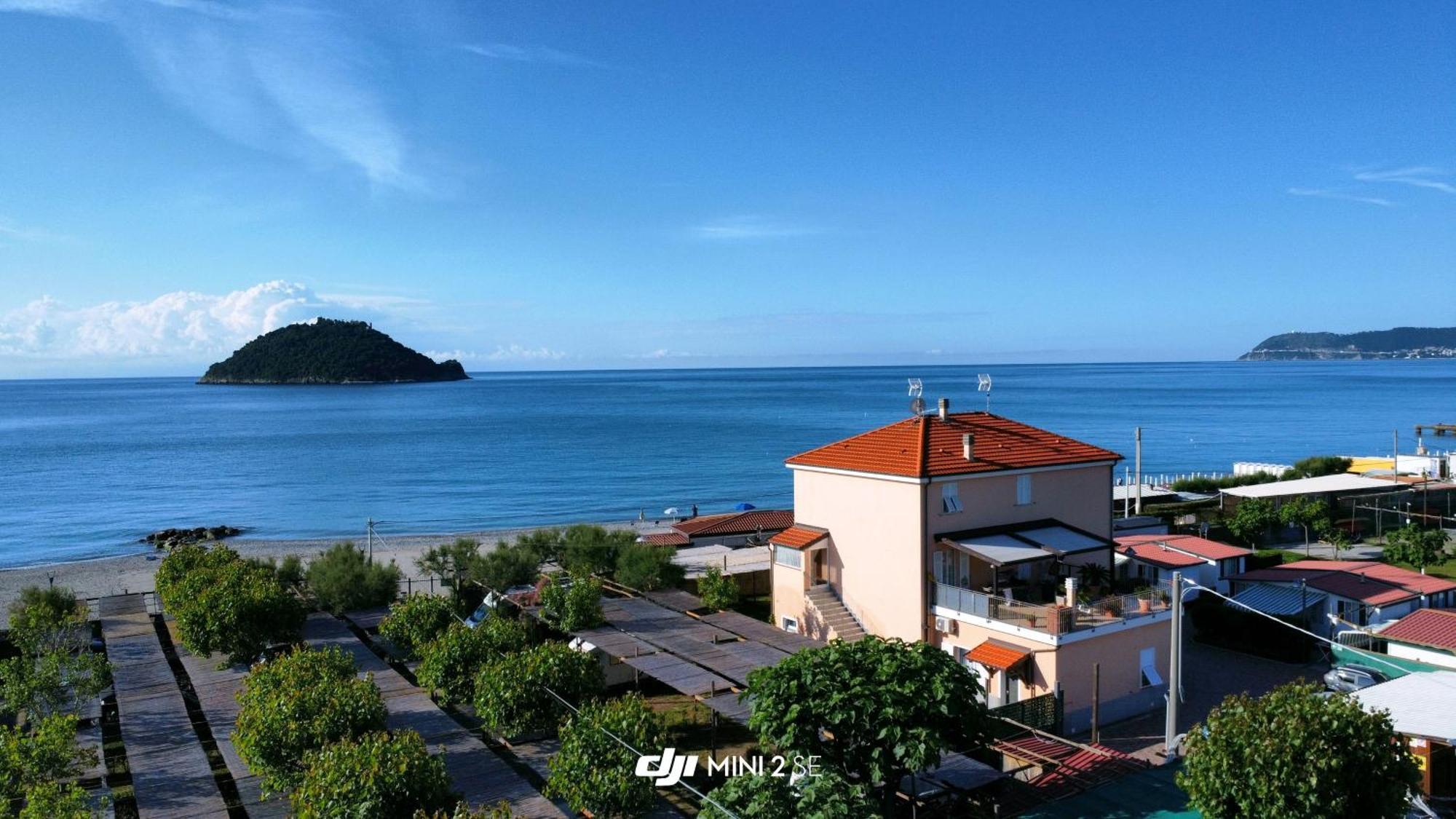 Residence Riviera Albenga Esterno foto